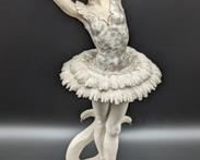 Giuseppe Armani “Giselle” Ballerina Figurine. The base measures 6” x 6” and 19” high.