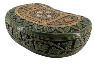 Lot 021
Jin Dynasty Reproduction Pottery Pillow