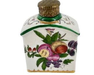 Lot 036a
Chinese Import Decorative Tea Caddy