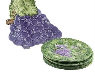 Lot 070
Department 56 'Vineyard' Ceramic Serving Platter & Plates (1 of 2)