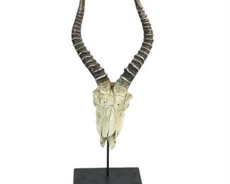 Lot 174
Decorative Faux Antelope Skull