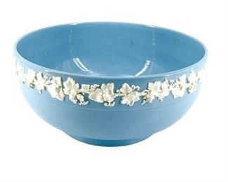 Lot 288
Wedgwood Embossed Queen's Ware Serving Bowl