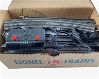 Lot 319
Lionel Remote Control 027 Switches & Tracks 1122