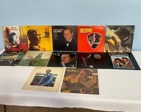 Chet Atkins Album Lot in good/used condition with  some wear/with