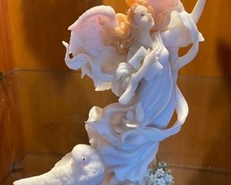Seraphim Classics~The Angel of Faith and Dove