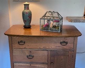 Antique Wash Stand