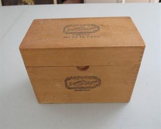 CUBAN CIGAR BOX.