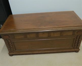 VINTAGE CEDAR CHEST.