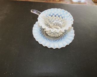 WHITE OPALESCENT HOBNAIL FENTON.