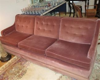EXQUISITE ROSE COLORED SOFA.