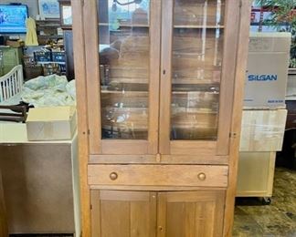 ACME FURNITURE CO., Made in Chattanooga, TN, Vintage Kitchen Cabinet