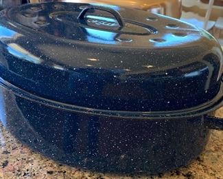 Enamel Roaster