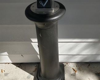 Rubbermaid cig disposal