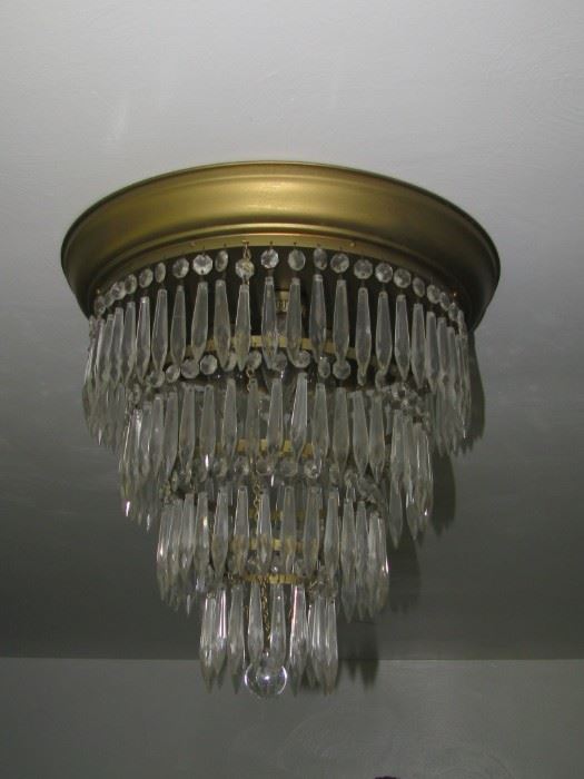 Wedding cake chandalier