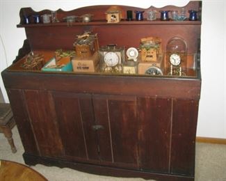 Dry sink and clocks