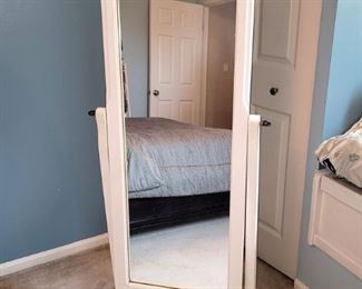Floor mirror