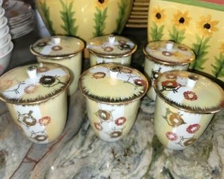 Vintage Asian lidded tea cups