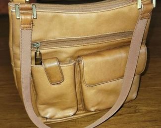 Vintage Giani Bernini purse