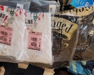 New in package girl's clothes