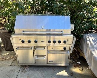 large Viking Grill with oven!!!