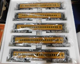 MTH Union Pacific 5 car passenger set