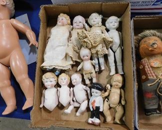 Antique porcelain mini dolls