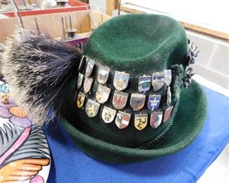 European hat with pins