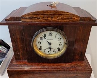 Seth Thomas Sonora chimes mantle clock