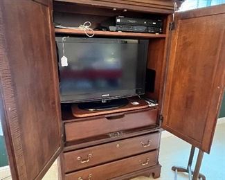 Wardrobe entertainment cabinet