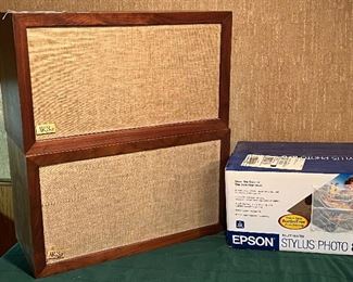 Acoustic research AR3 speakers