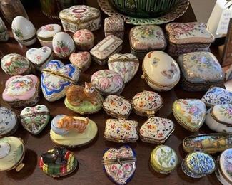 Trinket boxes including Limoges