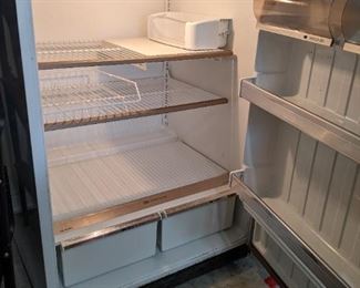Kenmore Refrigerator Model 363.9701410