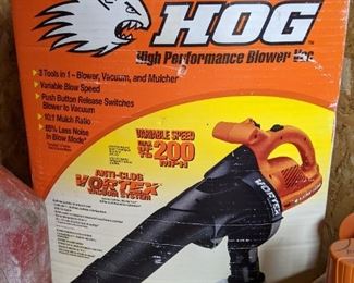 Black+Decker Leaf Hog Blower Vac