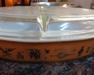 Anchor hocking early American divided dish with lid
