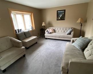 Living-room Furniture Set, Sofa, Loveseat, Oversized Chair, Ottoman, Decorative Pillows Floorlamps