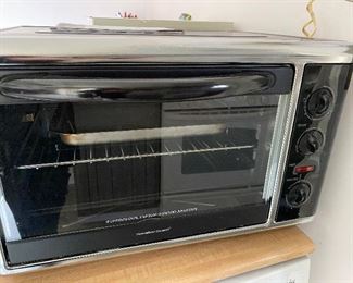 Hamilton Beach Toaster Oven- Like New