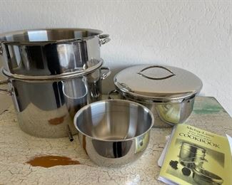 Juice Extractor and Steam Cooker