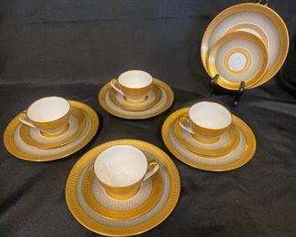 J002 CM Hutschenreuther Fine Bavarian China