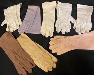 J070 Vintage Gloves