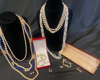 J093 Real and Costume Pearl Jewelry