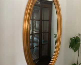11 Oval mirror