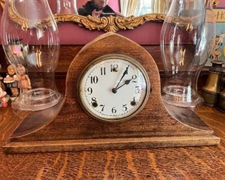 Windsor chime mantle clock