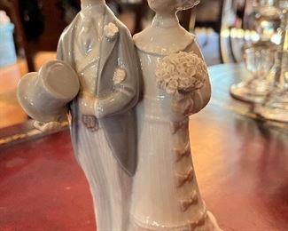 Lladro bride & groom ~ just in time for wedding season 