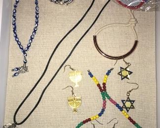 Judaica / Costume Jewelry