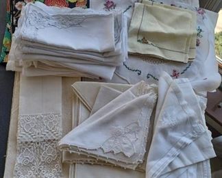 Napkins and Doilies