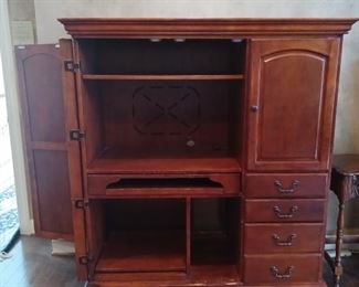 Computer Armoire