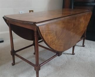 Drop Leaf Coffee Table