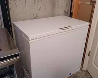 Frigidaire Chest Freezer