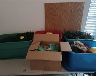 Christmas Tubs Lot #2