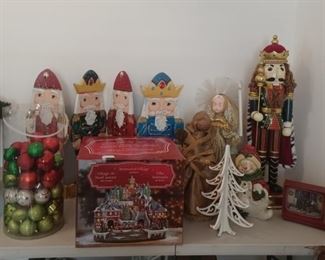 Christmas Table Decor